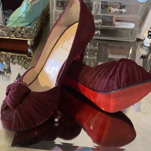 Used 35.5 Christian Louboutin shoes